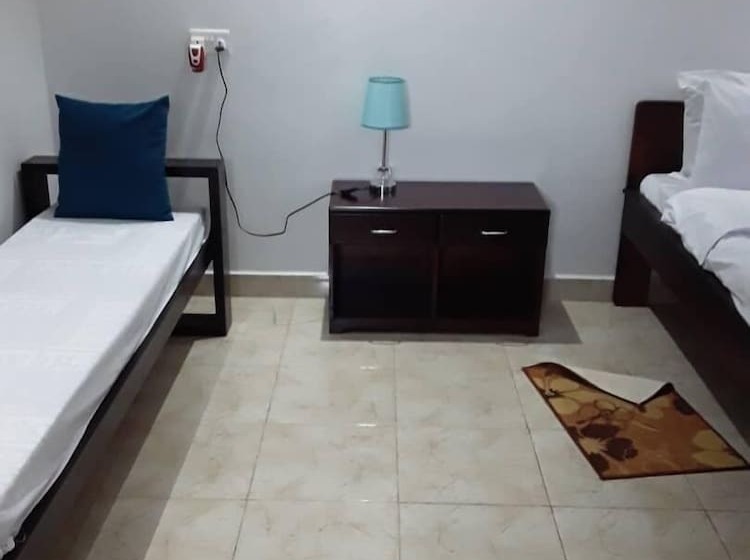 هتل The Orchid Grand