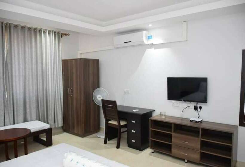 هتل The Orchid Grand