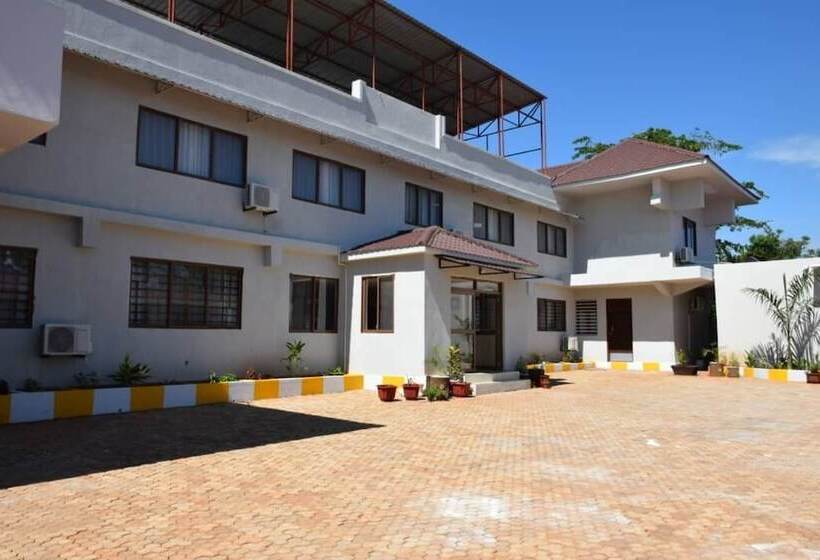 هتل The Orchid Grand