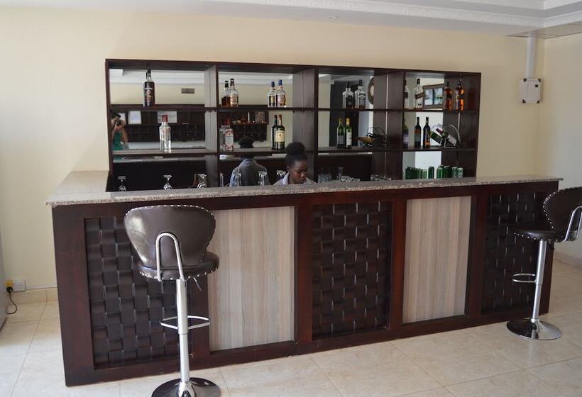 هتل The Orchid Grand