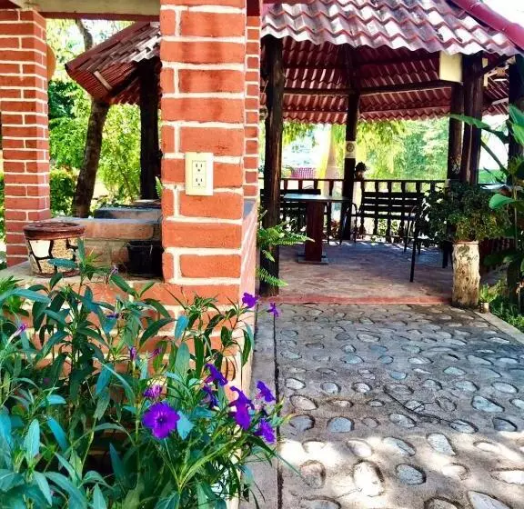 Hotelli Y Restaurante Villas Del Sol Jalpan