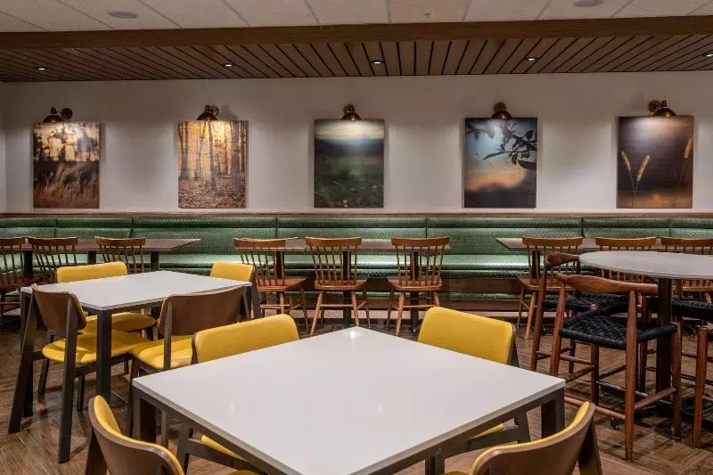 ホテル Fairfield Inn & Suites By Marriott Little Rock Airport