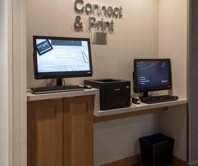 هتل Fairfield Inn & Suites By Marriott Little Rock Airport