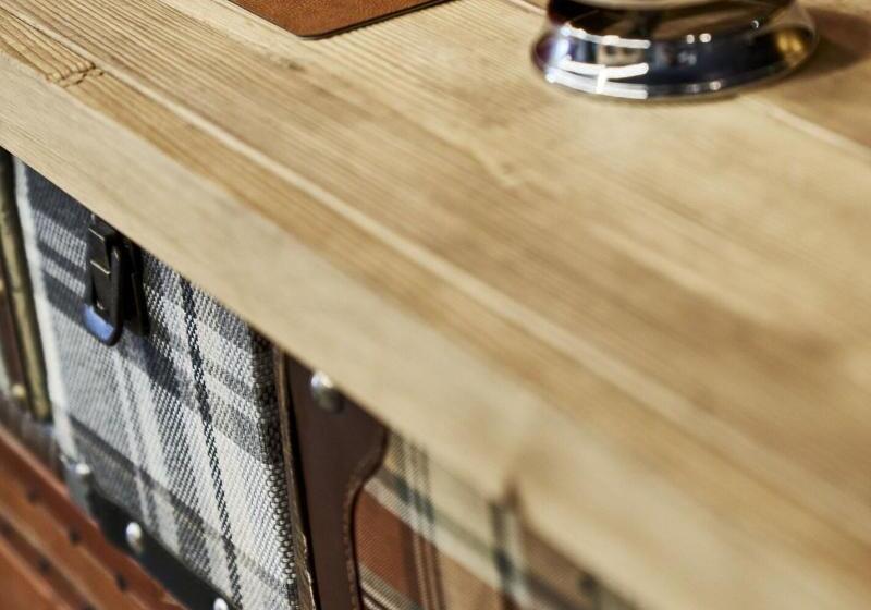 هتل The Modernist