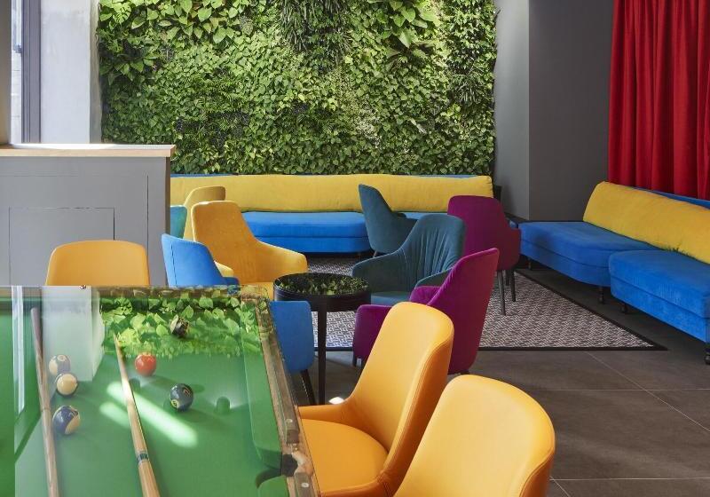 هتل The Modernist