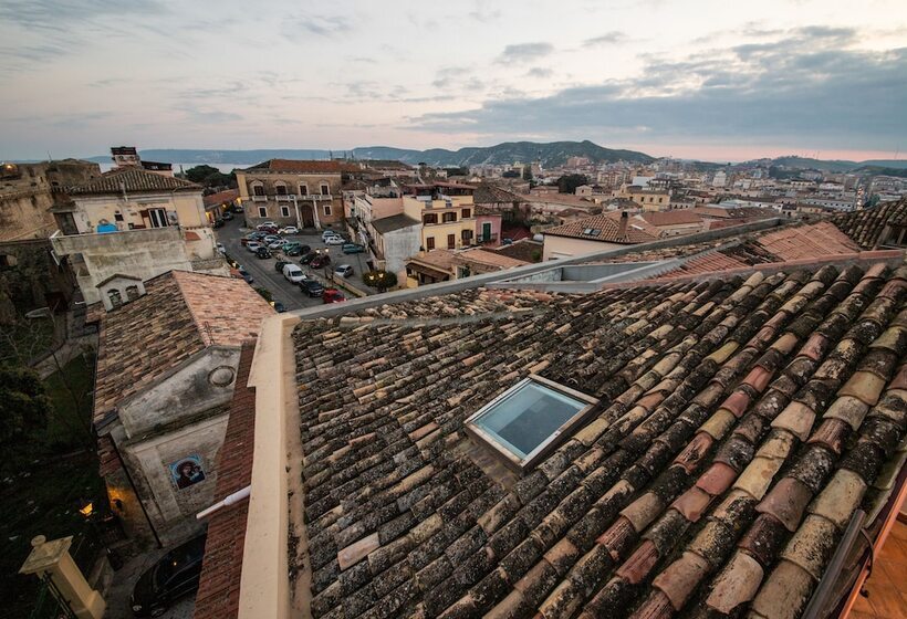 تختخواب و صبحانه Boutique Lodge & Suites