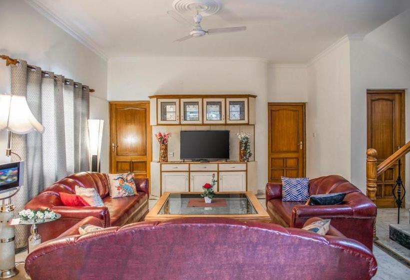 호텔 Pine Winds Villa