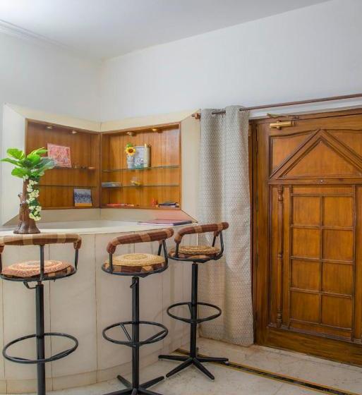 호텔 Pine Winds Villa