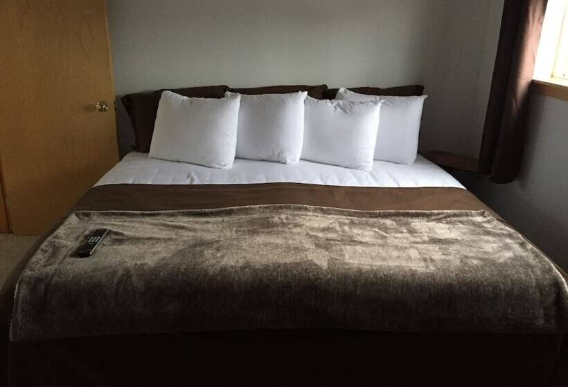 Captain S Choice Motel