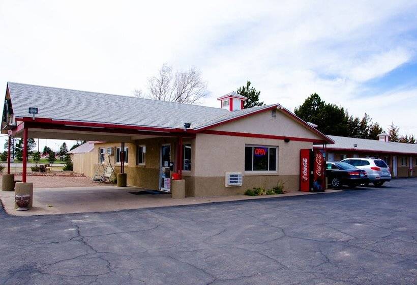 فندق Budget Inn & Suites Colby