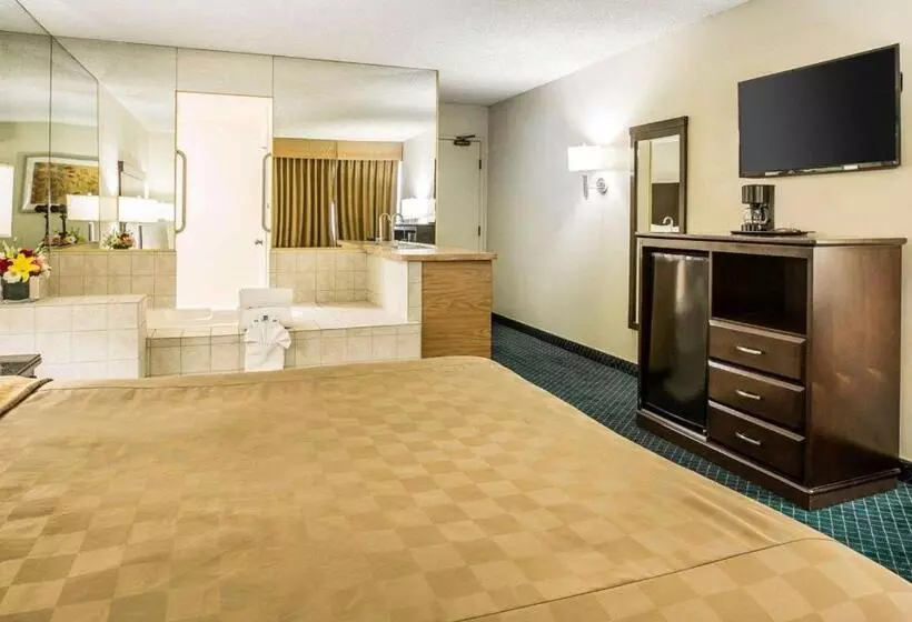 酒店 California Inn And Suites Bakersfield