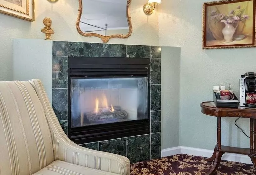 ホテル Candlelight Inn Napa Valley