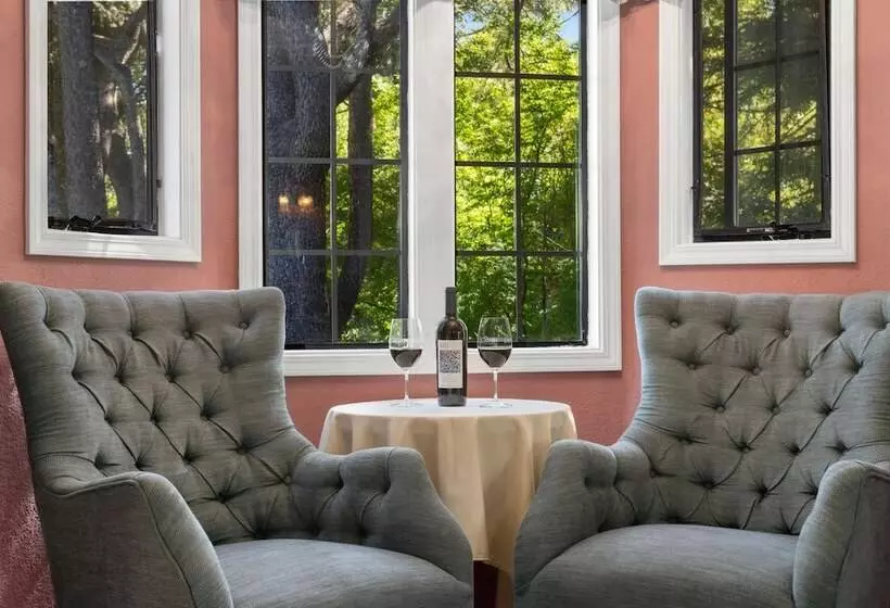 ホテル Candlelight Inn Napa Valley