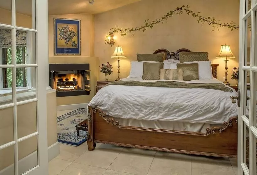 ホテル Candlelight Inn Napa Valley