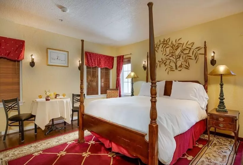 ホテル Candlelight Inn Napa Valley