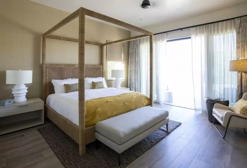 هتل Canyon Ranch Tucson