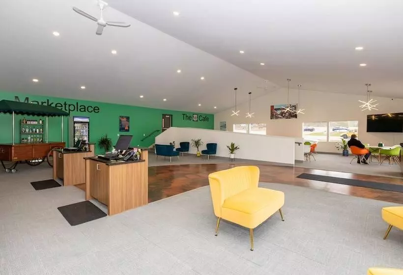 Отель Cedar Motor Inn