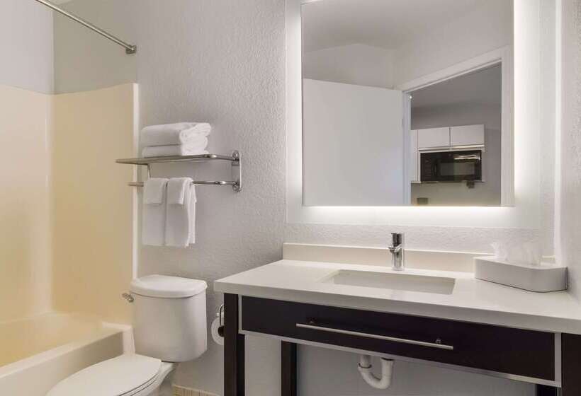 ホテル Mainstay Suites Omaha Old Mill