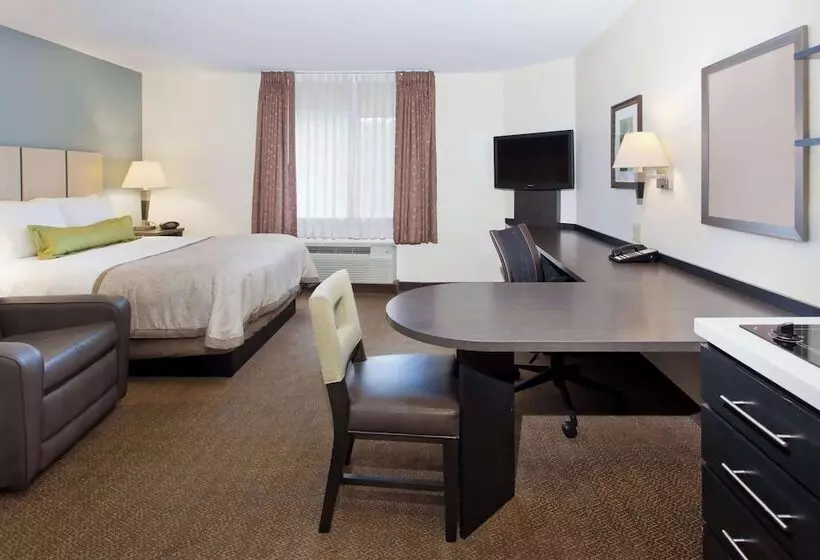 ホテル Sonesta Simply Suites Columbus Airport Gahanna