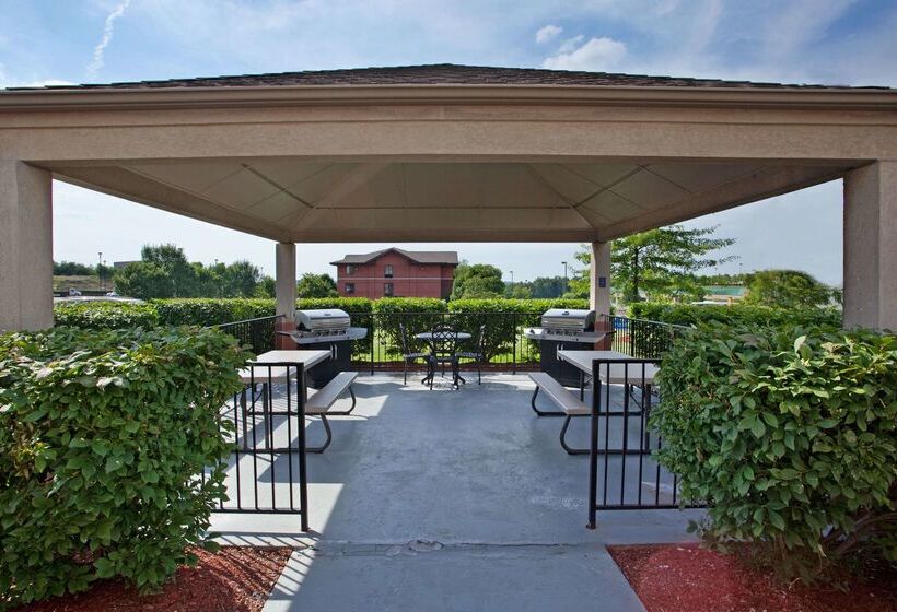 בית מלון כפרי Sonesta Simply Suites Pittsburgh Airport