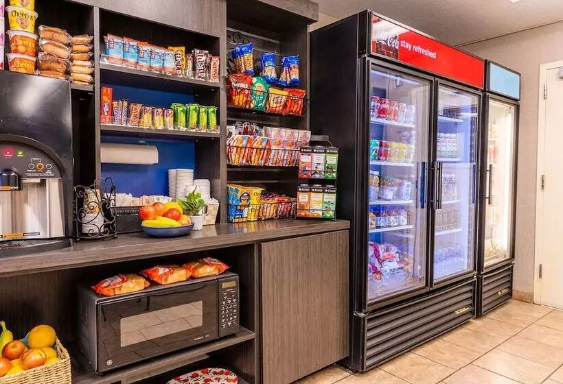 호텔 Sonesta Simply Suites Pittsburgh Airport