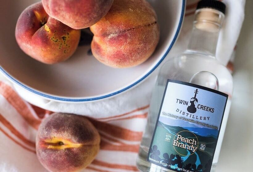 فندق The Claiborne Bed And Breakfast