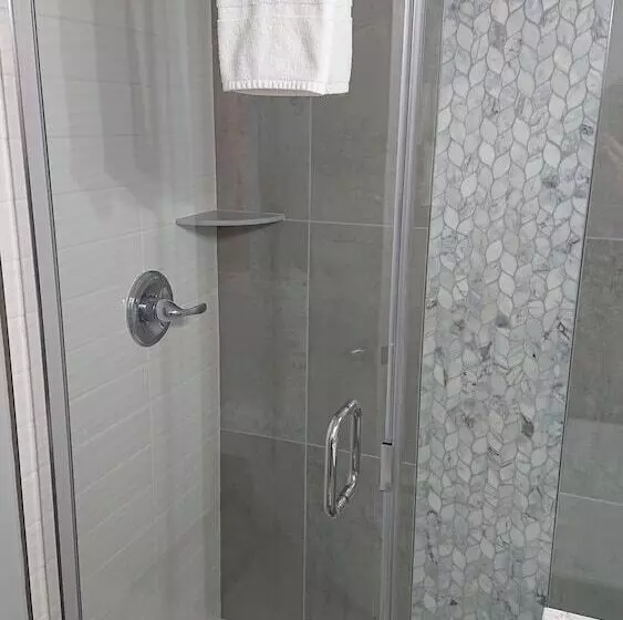 Lake Cadillac Resort