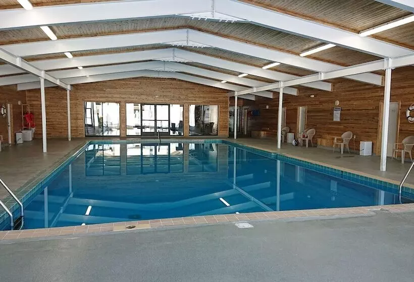 Lake Cadillac Resort