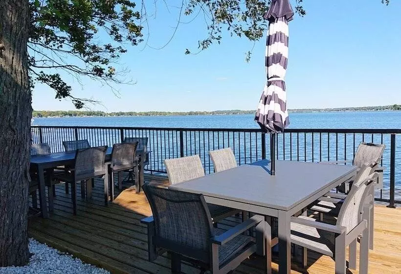 Lake Cadillac Resort