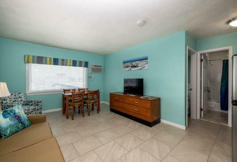 فندق The Blue Marlin Resort