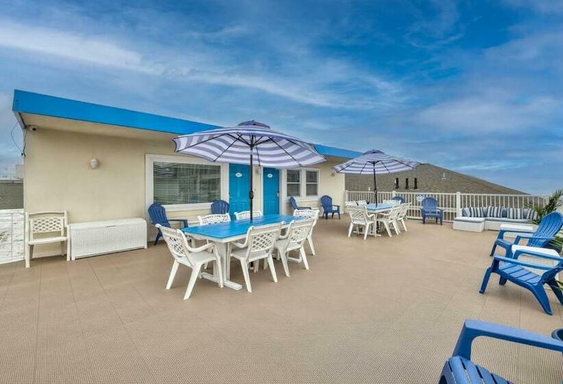 فندق The Blue Marlin Resort