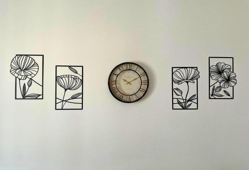 پانسیون Viewtopia House