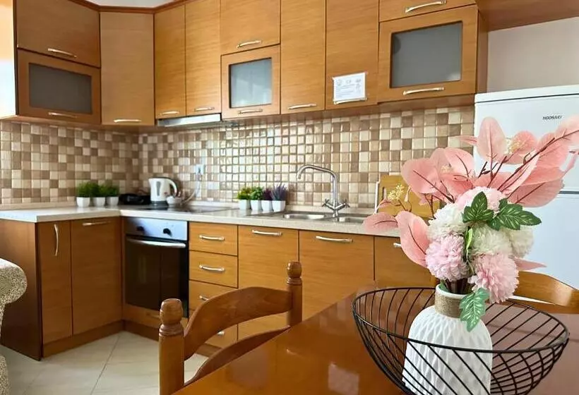 پانسیون Viewtopia House