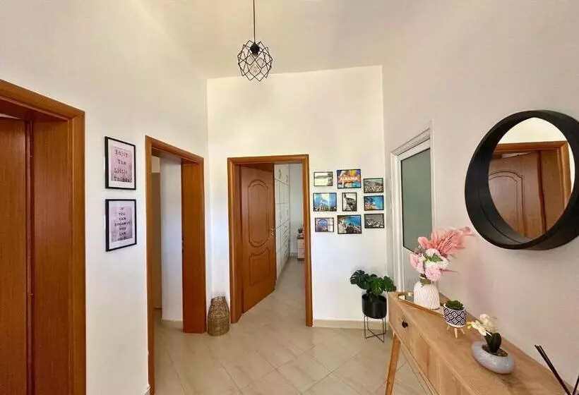 پانسیون Viewtopia House