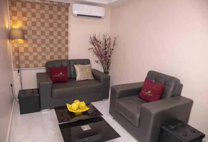 هتل Lushville & Suites