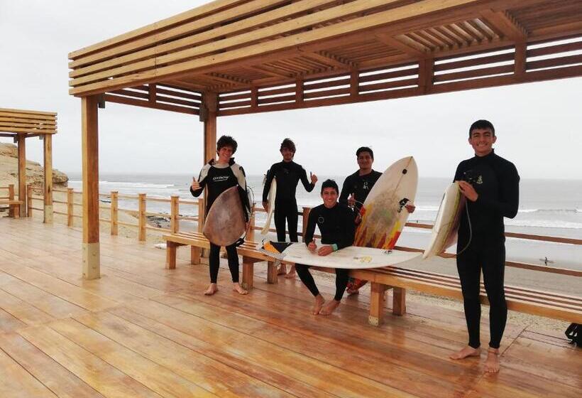 بنسيون Totora Surf Hostel