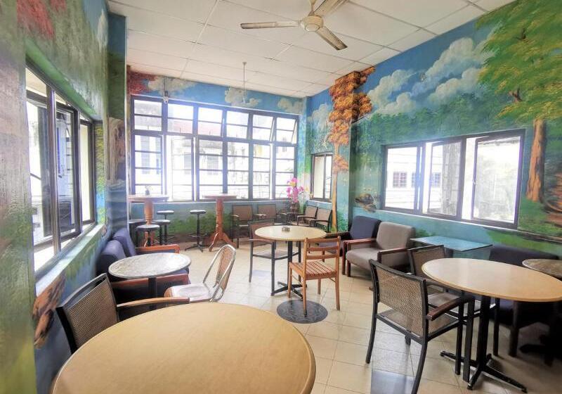 هاستل Star Lodge