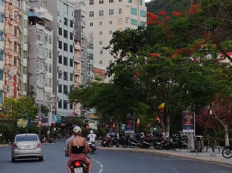 هتل Cat Ba Thailand