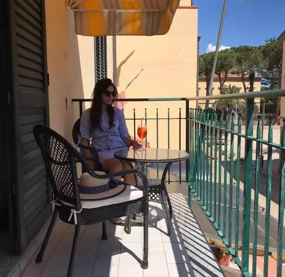 ホテル La Barcarola