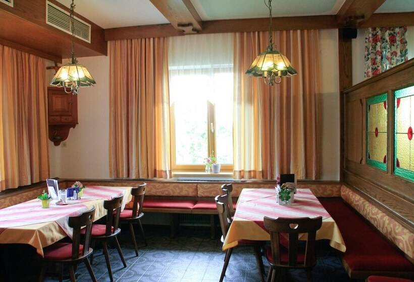 פנסיון Genussgasthof Willenshofer