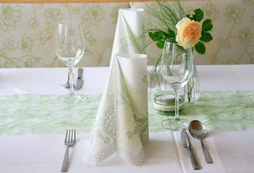 Majatalo Genussgasthof Willenshofer