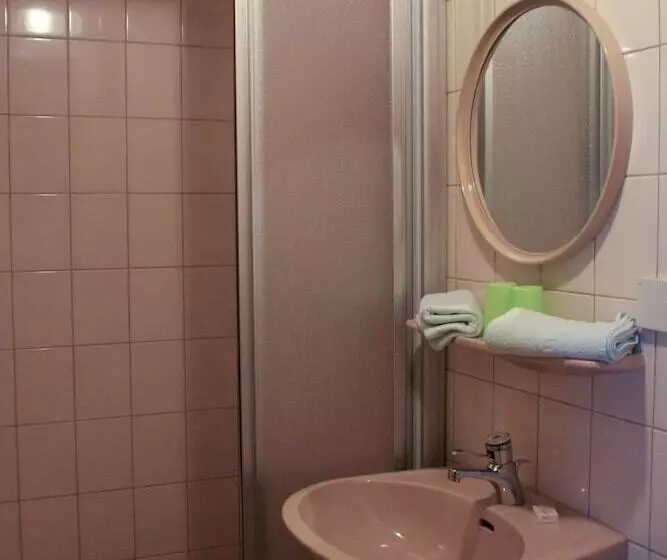 Majatalo Genussgasthof Willenshofer