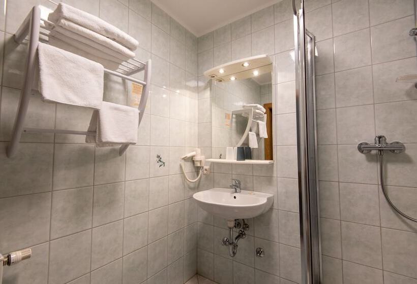 פנסיון Genussgasthof Willenshofer