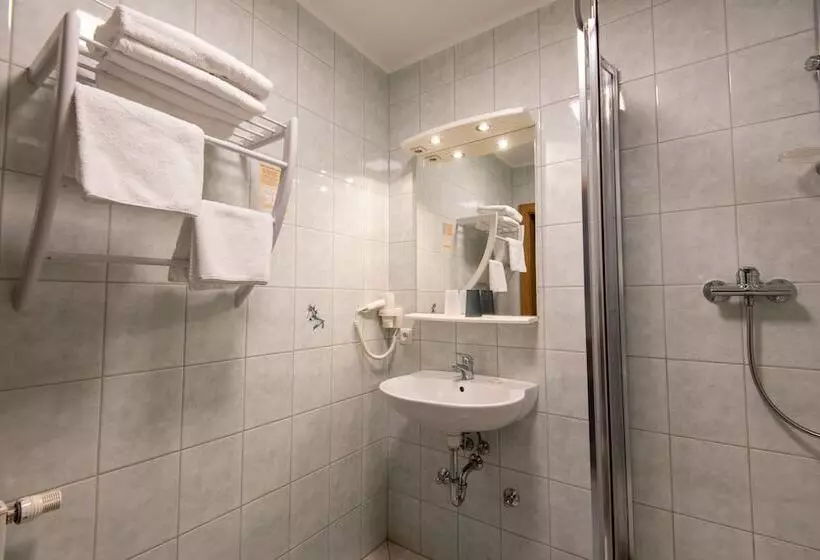 Majatalo Genussgasthof Willenshofer