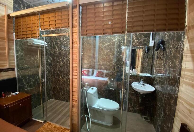 هتل Lila Inn & Motorbike Tours Ha Giang