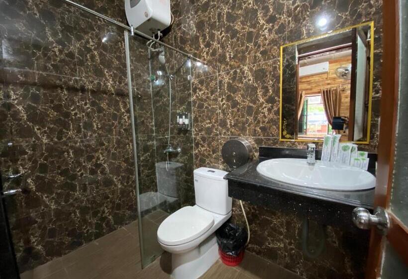 هتل Lila Inn & Motorbike Tours Ha Giang