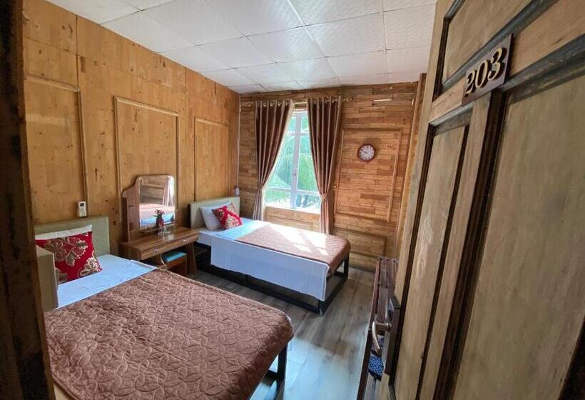 هتل Lila Inn & Motorbike Tours Ha Giang