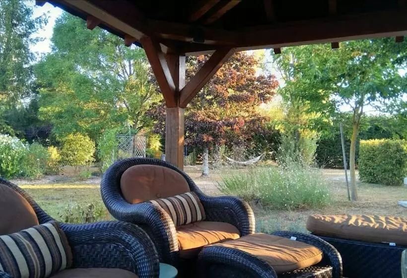 Aamiaismajoitus (B&B) La Demalerie