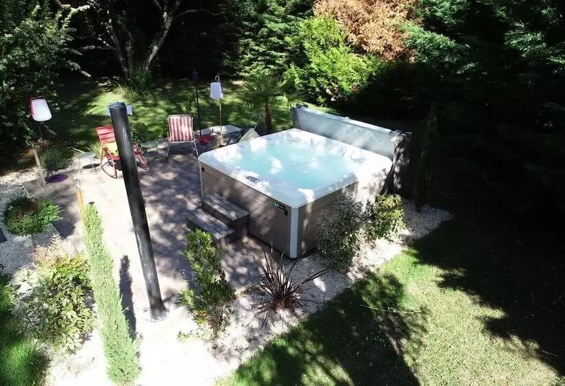 Aamiaismajoitus (B&B) La Demalerie