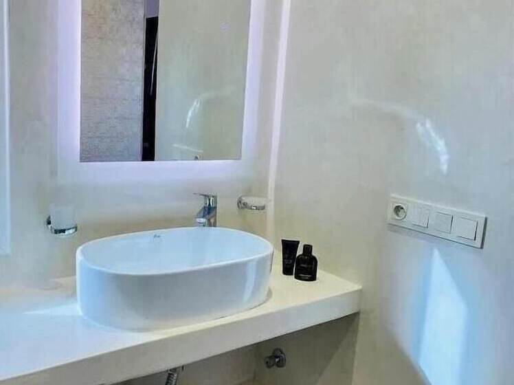 Aparthotel & Hotel Doha